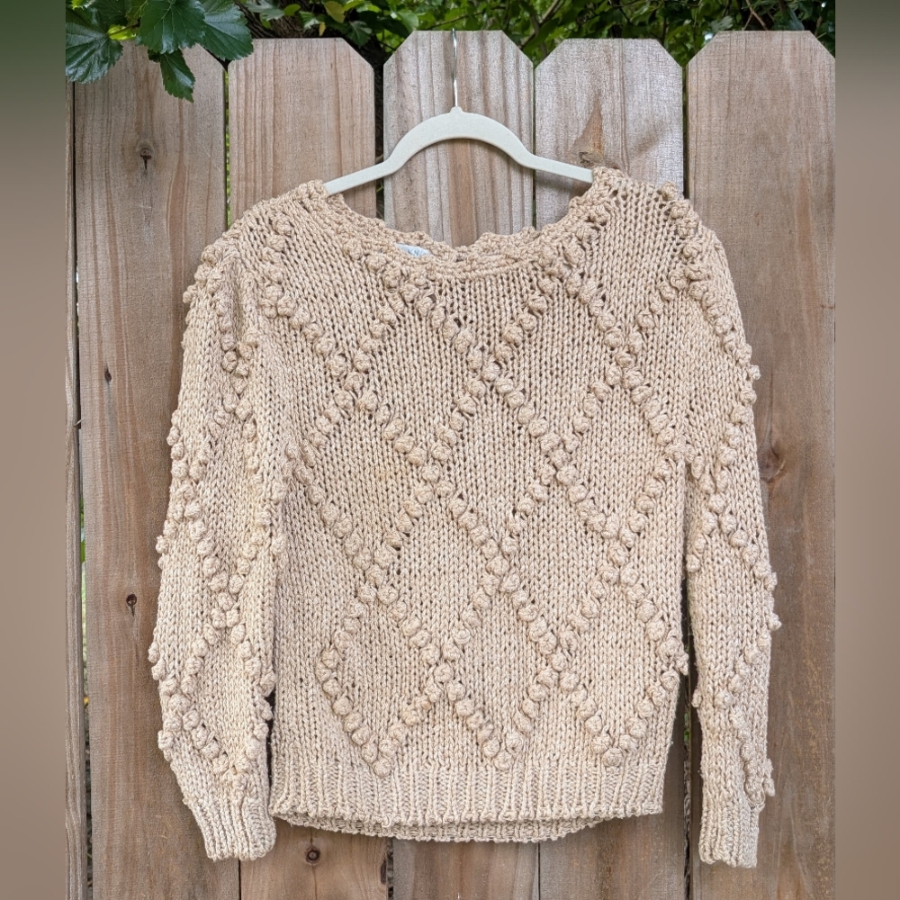 Vintage Hand Knit Chance Encounters Silk Blend Beige Chunky Knit Sweater